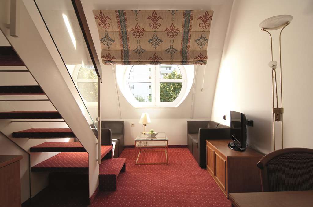 Derag Livinghotel Appartements Johann Wolfgang Frankfurt am Main Rum bild