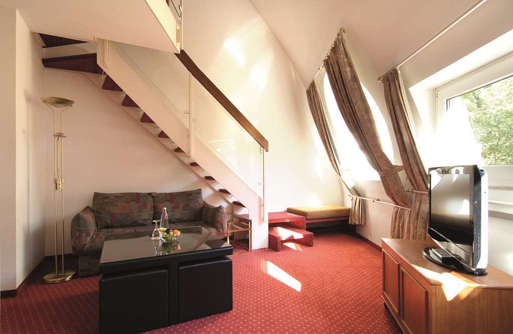 Derag Livinghotel Appartements Johann Wolfgang Frankfurt am Main Rum bild
